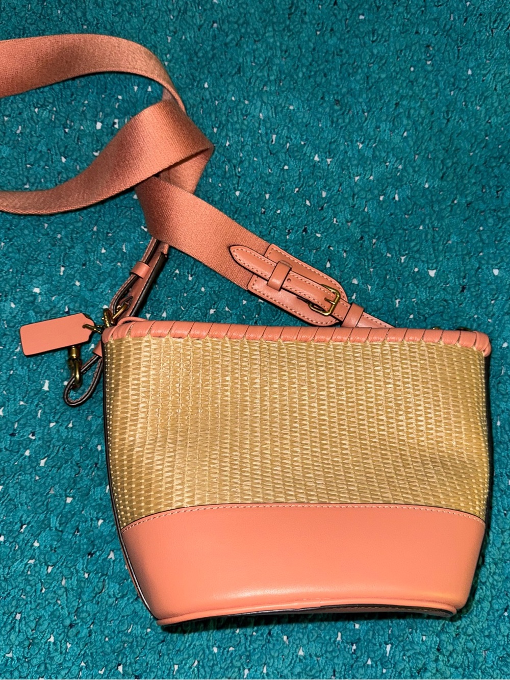 Coach woven straw bucket bag light coral leather - Picture 4 of 11